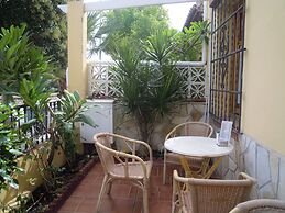 Hostal Moscatel