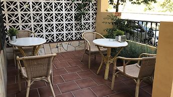 Hostal Moscatel