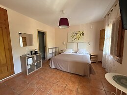 Hostal Moscatel