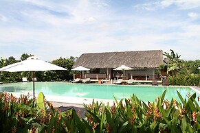 Mekong Riverside Boutique Resort & Spa