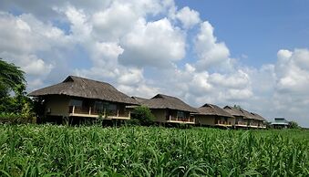 Mekong Riverside Boutique Resort & Spa
