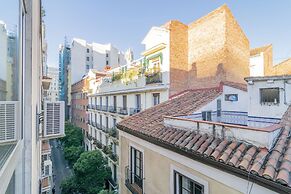 Far Home Gran Vía - Hostel