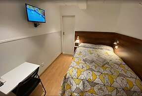 Far Home Gran Vía - Hostel
