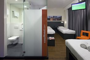 easyHotel The Hague City Centre