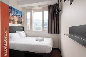 easyHotel The Hague City Centre