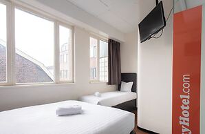 easyHotel The Hague City Centre