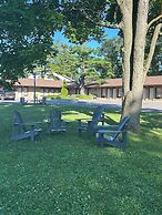 Rideau Heights Inn