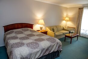 Rideau Heights Inn