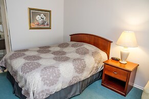 Rideau Heights Inn