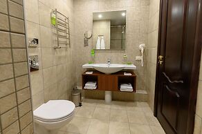 Platan Yuzhniy Hotel
