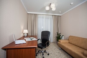 Platan Yuzhniy Hotel