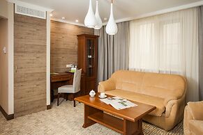 Platan Yuzhniy Hotel
