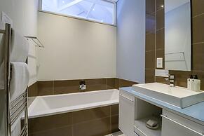 Whale Coast All Suite Hotel