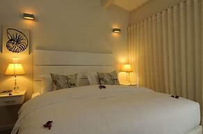Whale Coast All Suite Hotel