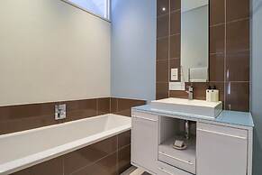 Whale Coast All Suite Hotel