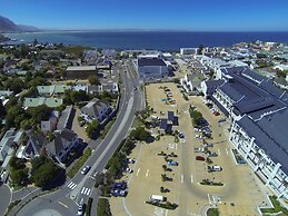 Whale Coast All Suite Hotel
