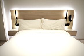 Rest Bugis Hotel