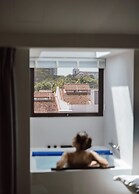 Rest Bugis Hotel