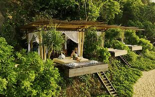 Samabe Bali Suites & Villas