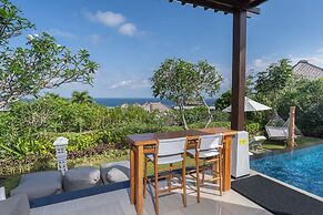 Samabe Bali Suites & Villas