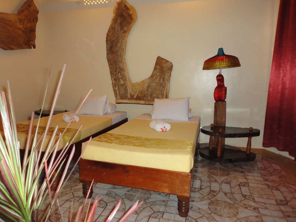 Deep Forest Garden Hotel