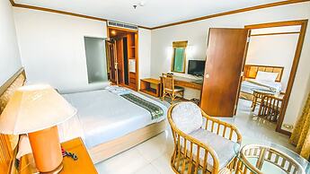 K Park Grand Hotel