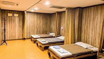 K Park Grand Hotel