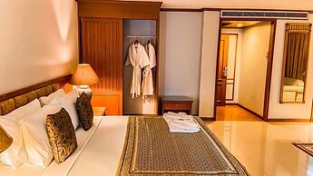 K Park Grand Hotel