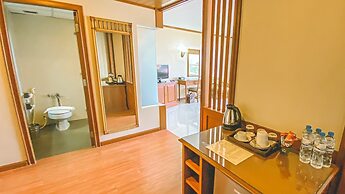 K Park Grand Hotel