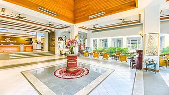 K Park Grand Hotel