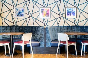 Holiday Inn Express Birmingham - Snow Hill by IHG