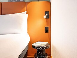 ibis Geneve Centre Nations