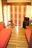 Niki Hotel Apartments