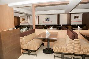 Grand Bee Hotel