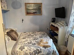 Wayside B&B