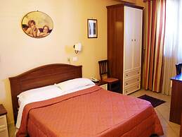 Greta Rooms Hotel
