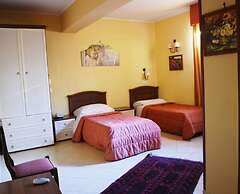 Greta Rooms Hotel