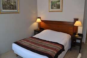 Brit Hotel Les Comtes de Champagne Centre Historique