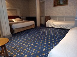 Brit Hotel Les Comtes de Champagne Centre Historique