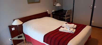Brit Hotel Les Comtes de Champagne Centre Historique