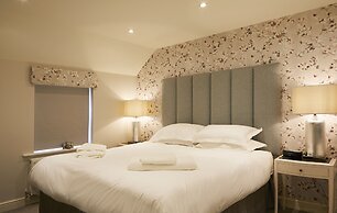 Five Star Stays