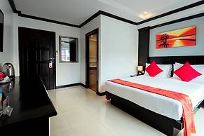 Hallo Patong Hotel & Restaurant