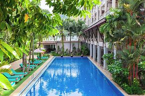 Thanthip Beach Resort