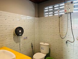 Tharathip Resort
