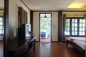 Tharathip Resort