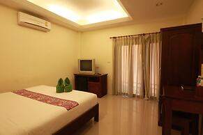 Tharathip Resort