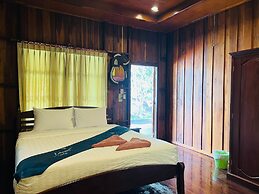 Tharathip Resort