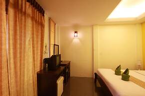 Tharathip Resort