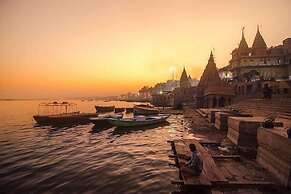 Palace on Ganges