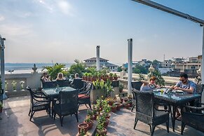 Palace on Ganges